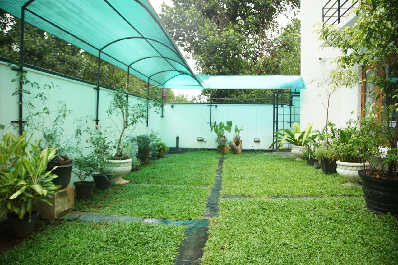 Nelinsa Residence Kandy Eksteriør billede