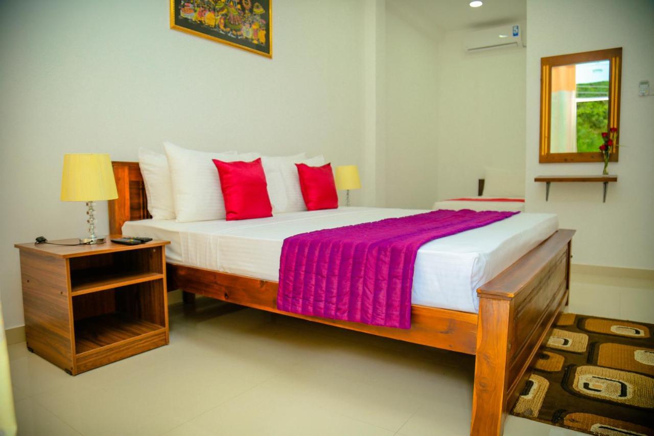 Nelinsa Residence Kandy Eksteriør billede